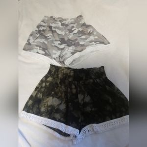 Women's shorts 2 pairs size small great condition worn once like new